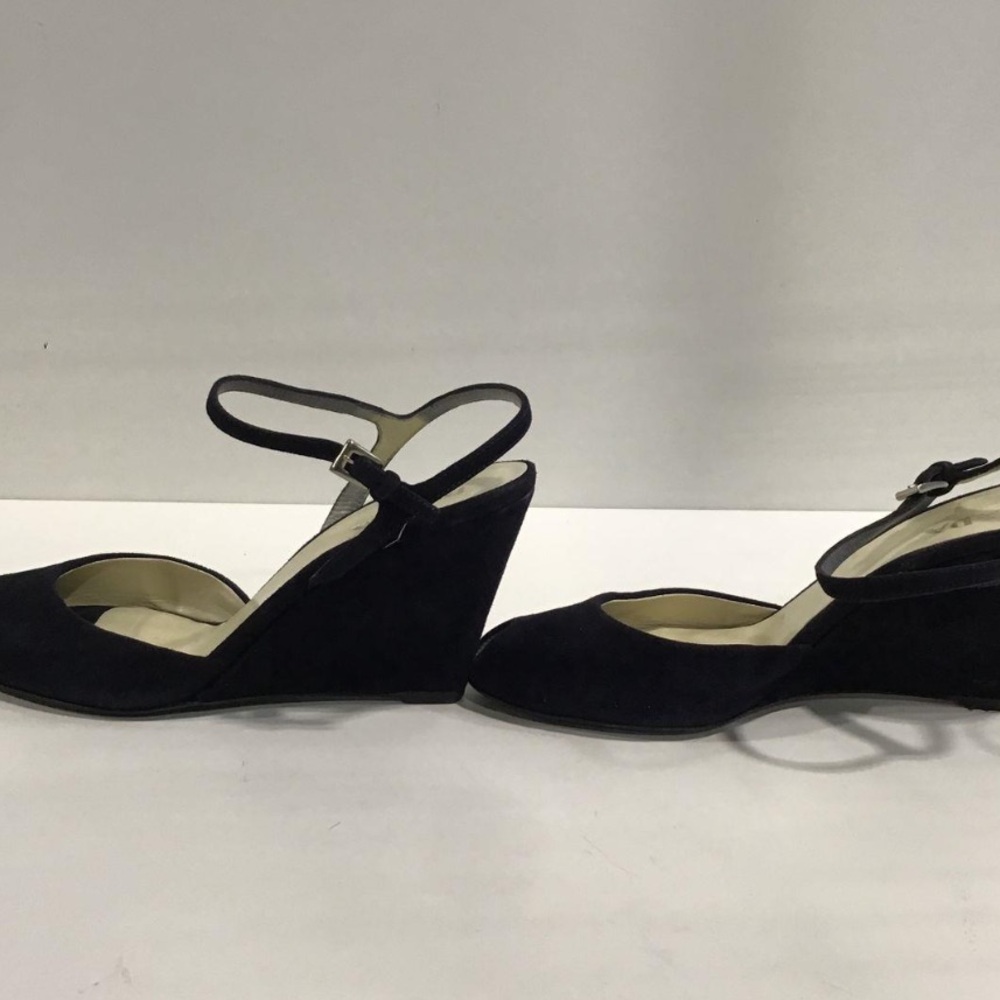 Women’s Prada Black Suede Wedge Sandal Size 37.5 - Picture 5 of 7